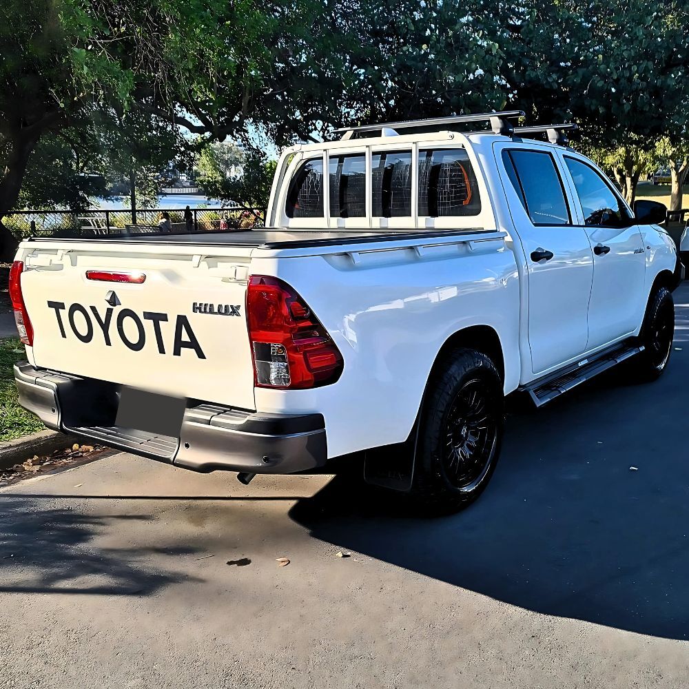 Retractable Roller Shutter fits Hilux 2015 - 2024 SR and Workmate J-deck Tub Manual Tonneau Roll Cover Black